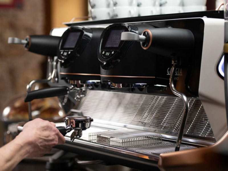 Boost guest satisfaction by upgrading the coffee culture in your hotel.